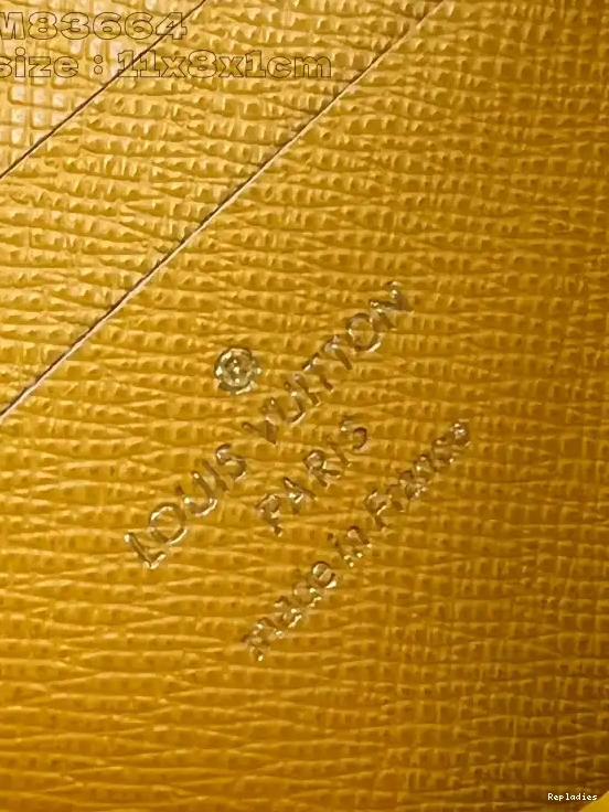 Fake Louis Bags Louis Vuitton Wallet-11*8.5*1.5CM Noa Compact 0629